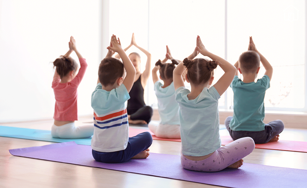 Lets Yoga Kachel